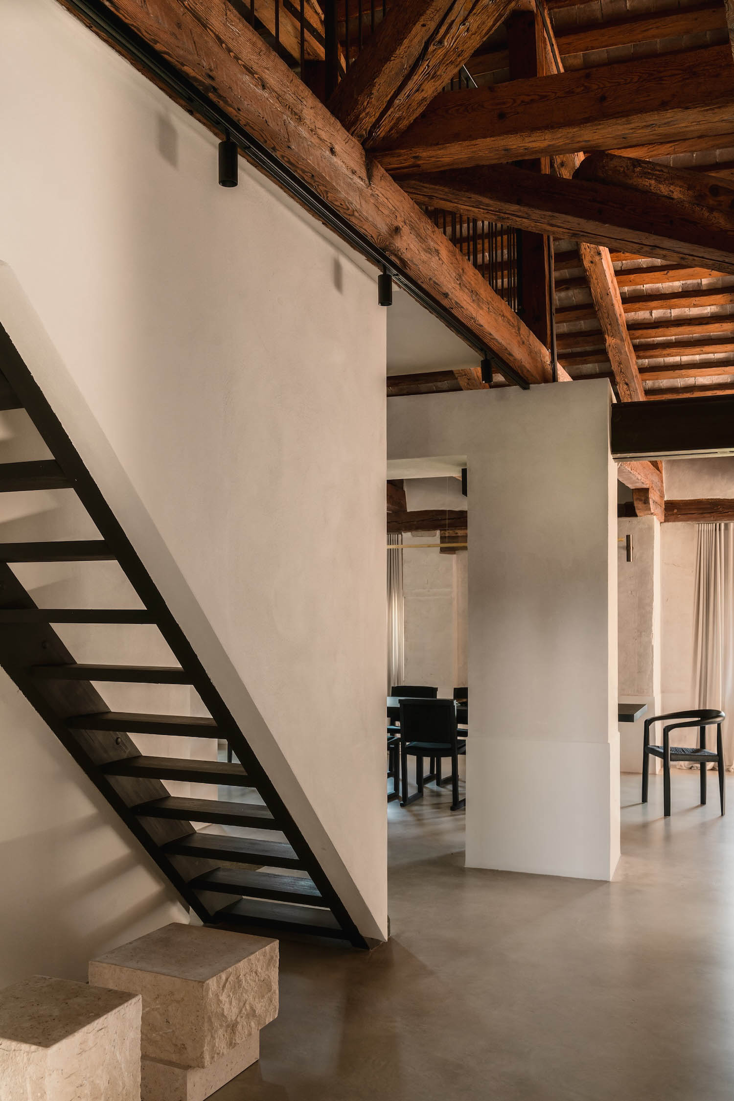 MIDE architetti,住宅设计,住宅设计案例,意大利,威尼斯,侘寂风格,Wabi Sabi