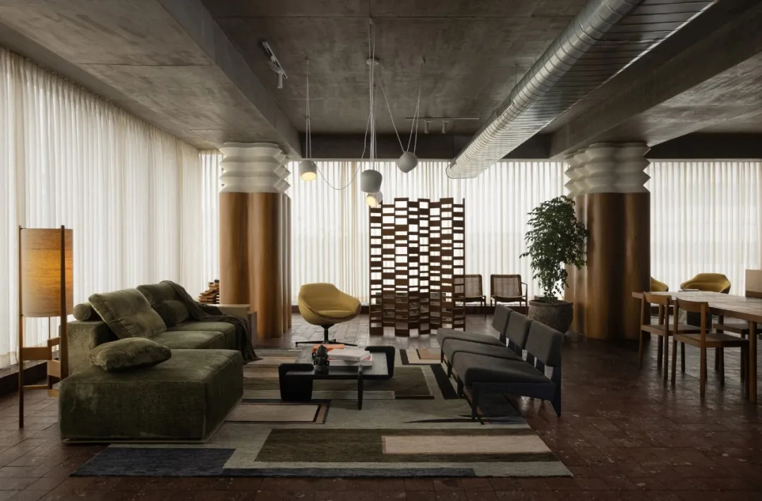 Billboards,办公室设计案例,办公室设计方案,印度,班加罗尔,地产公司办公室,办公室设计,工业风办公室