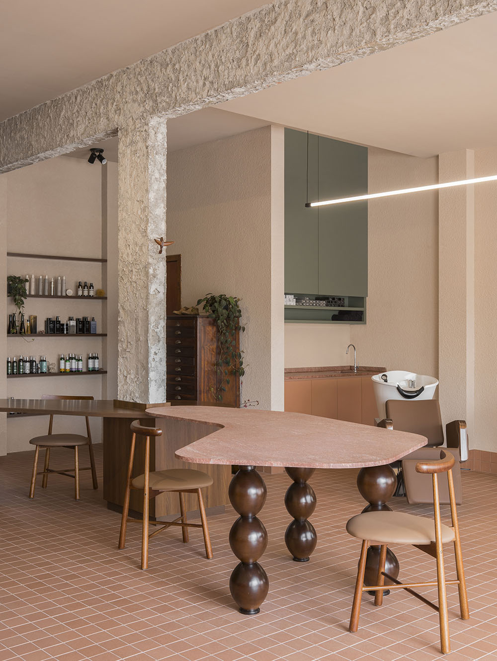 理发店设计,理发店设计案例,创意理发店,Sarturi Gumz Arquitetos,理发店设计方案,美发沙龙空间,Marcia Leal Hair Studio,巴西