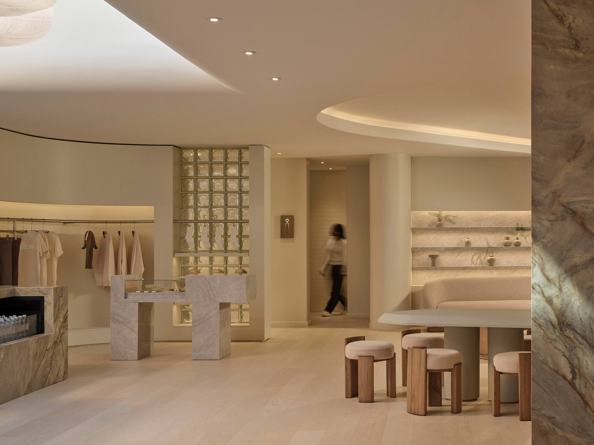 瑜伽工作室设计,瑜伽店设计,瑜伽工作室设计案例,瑜伽工作室设计方案,Simone Ferkul Projects,加拿大,多伦多,Solis Movement