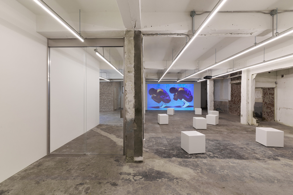 Two-Fold,零售店设计,UVU Seoul Flagship Store,韩国,首尔,服装店,极简风格,店铺设计,工业建筑改造