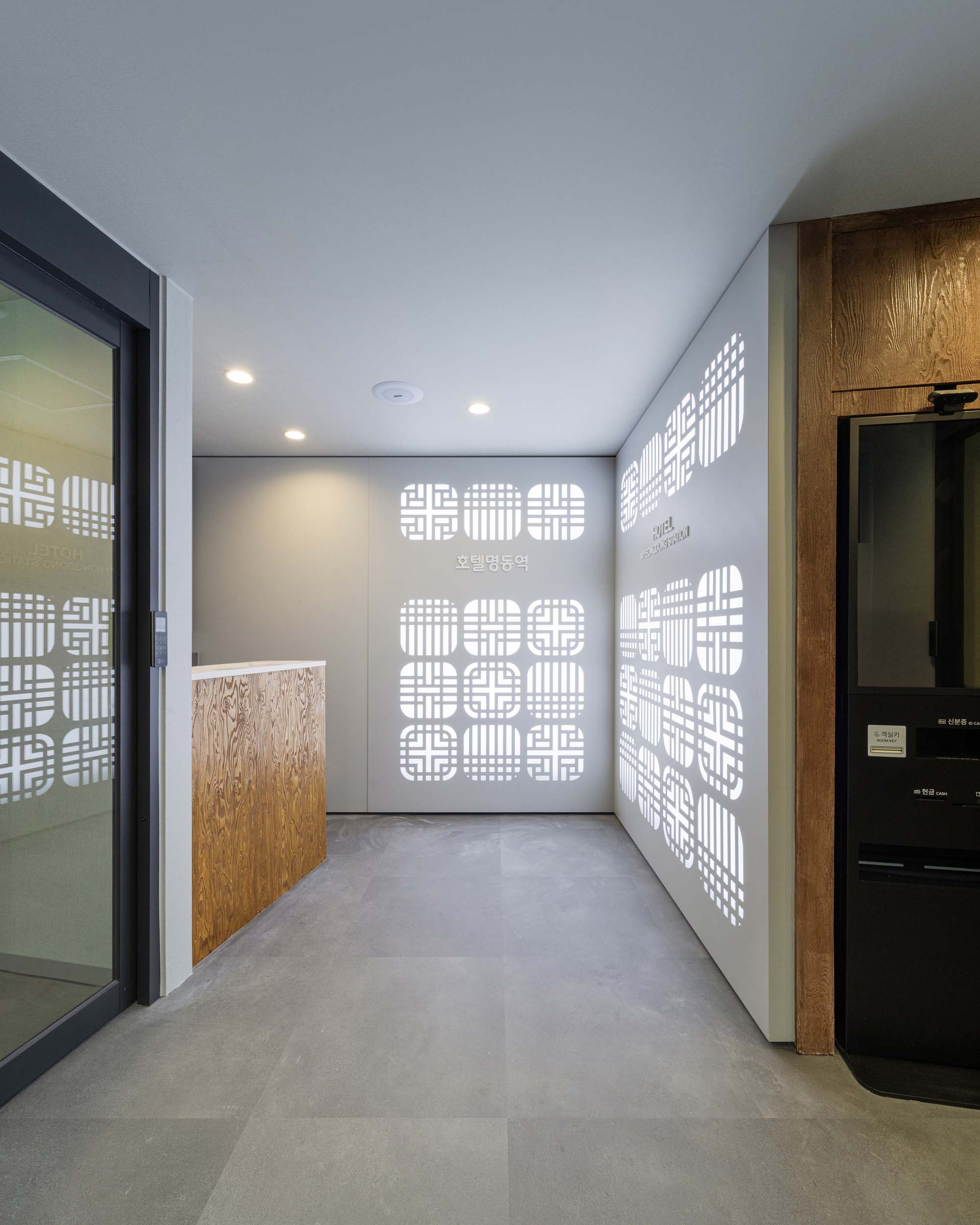 Yong Ju Lee Architecture,酒店设计,韩国,首尔,明洞站酒店,酒店设计案例,酒店设计方案,度假酒店,精品酒店,设计酒店,极简主义酒店