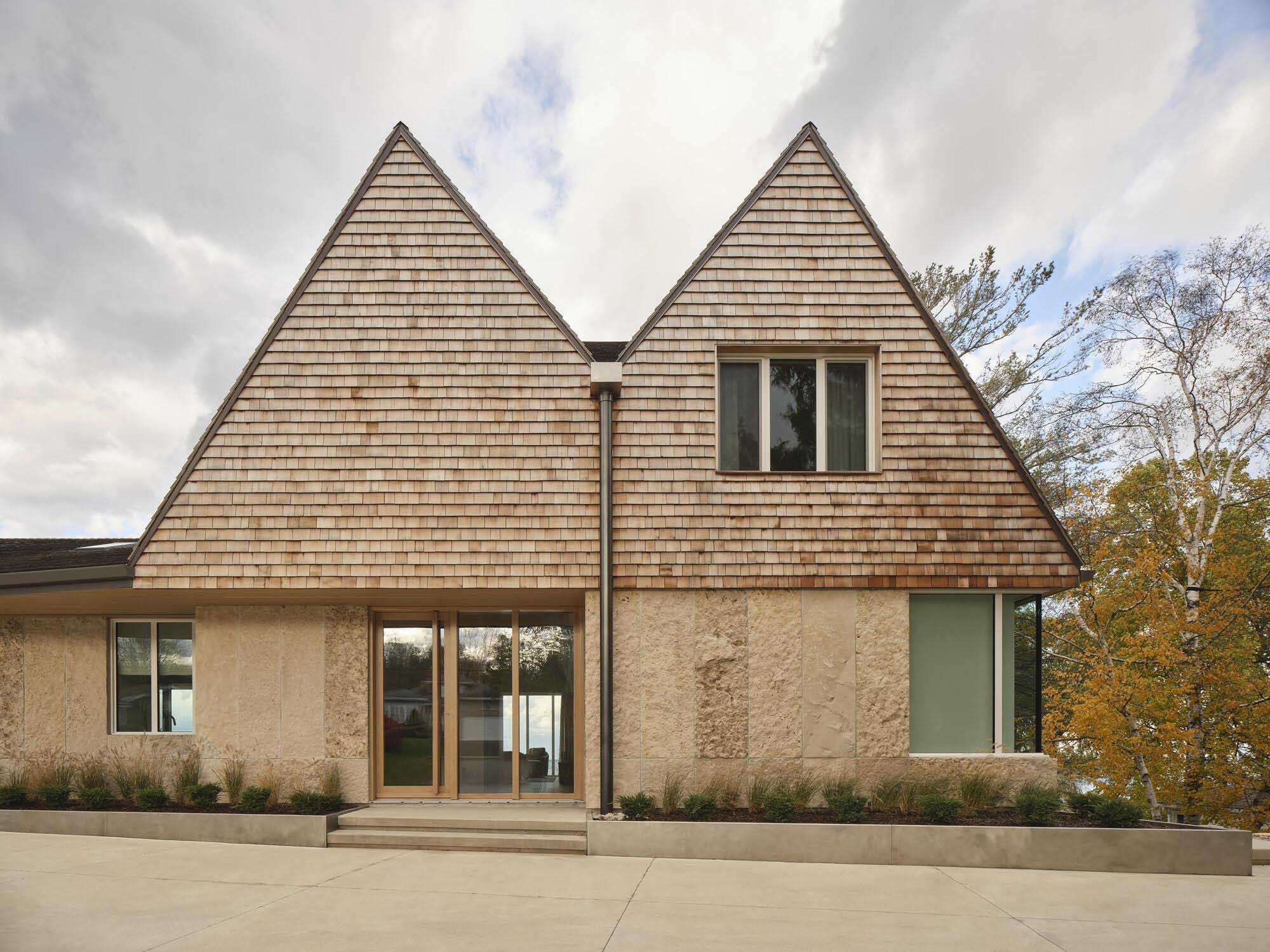 &Pierre,别墅设计,别墅设计案例,加拿大,极简主义别墅,极简主义,原木色