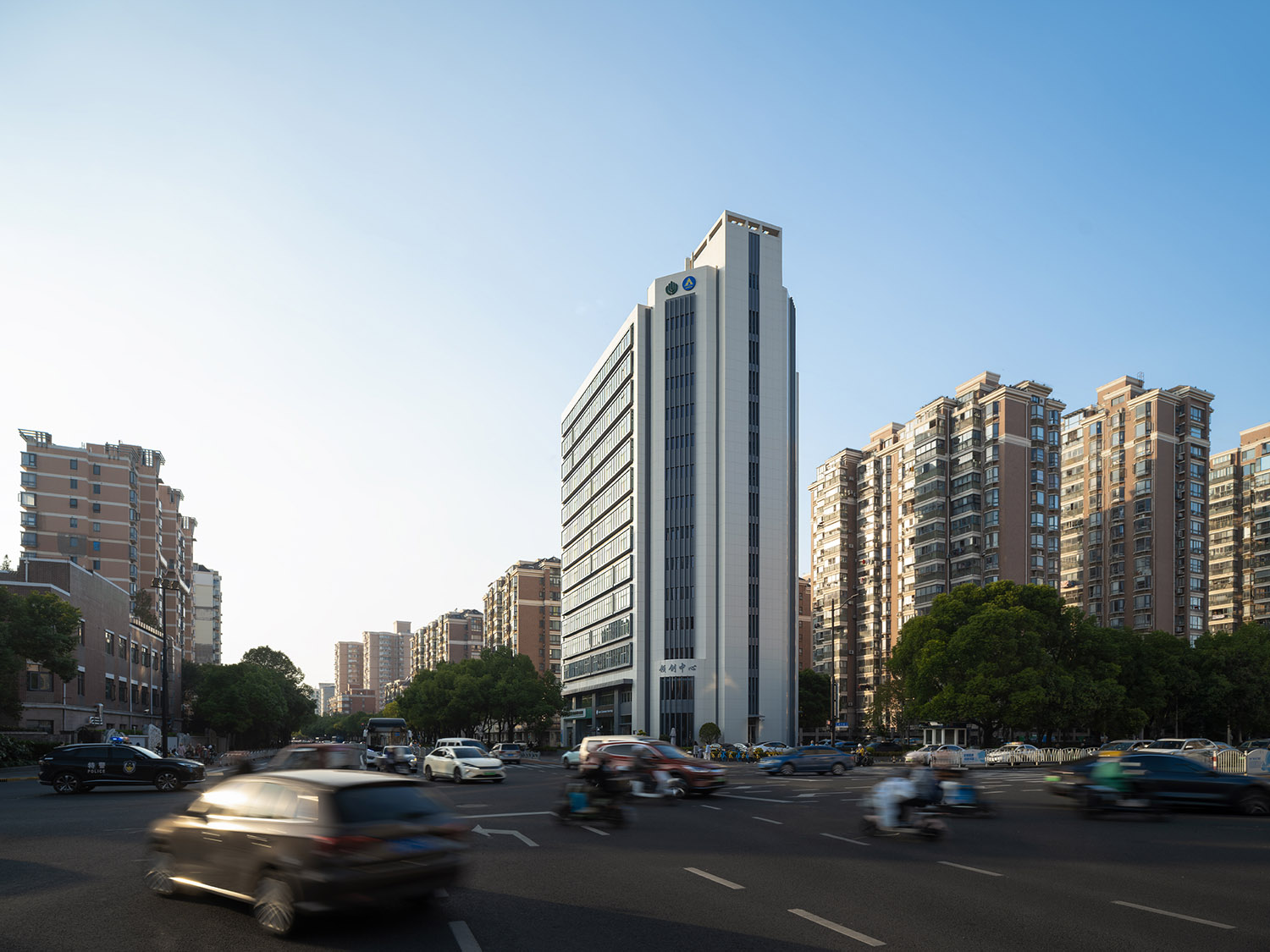 办公大楼改造,外立面改造,建筑改造,立面设计,城市更新,上海长宁海益大厦改造项目,上海,DUTS杜兹设计