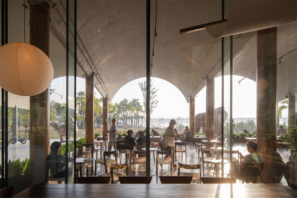 咖啡店设计,开放式咖啡店,公园咖啡店设计,咖啡店打卡,咖啡店装修,咖啡店设计案例,咖啡店设计方案,福叁咖啡深圳前海石公园店,深圳,靖彦设计师