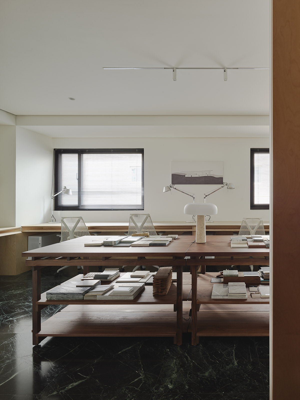 办公室设计,办公室装修,开放式办公室,创意办公室,办公室设计方案,办公室设计案例,一座为未来而建的工作场域,台北,水相设计,李智翔