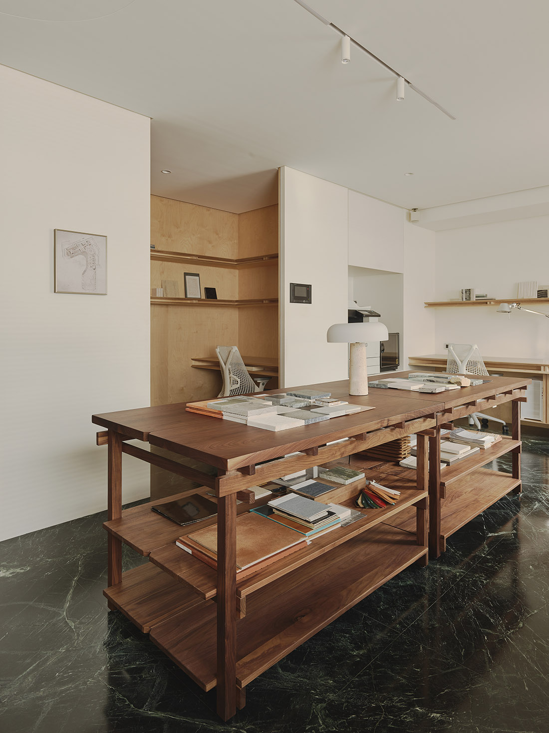 办公室设计,办公室装修,开放式办公室,创意办公室,办公室设计方案,办公室设计案例,一座为未来而建的工作场域,台北,水相设计,李智翔