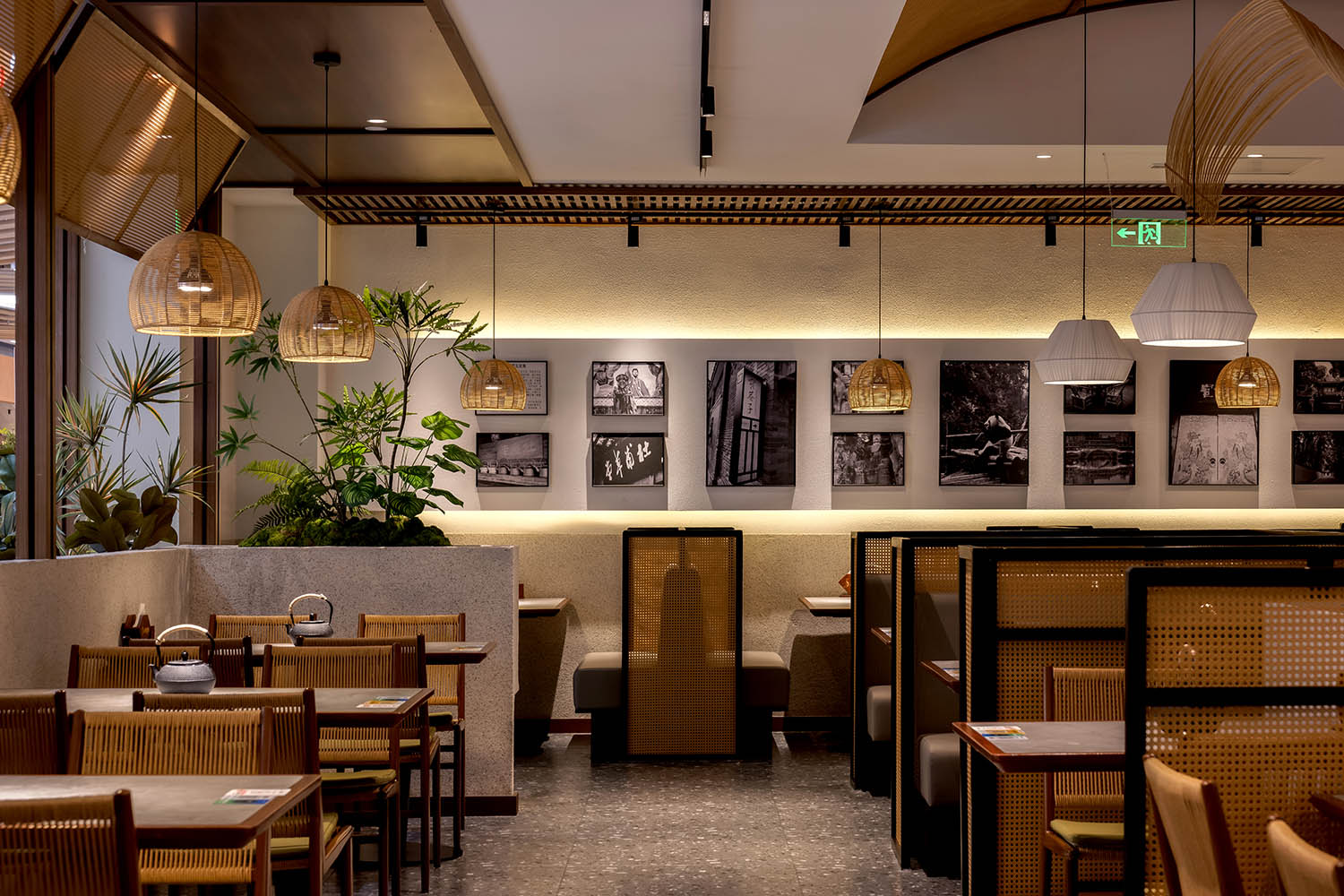 餐厅设计,休闲餐厅设计,川菜餐厅设计,餐厅装修,餐厅设计案例,餐厅设计方案,青岛天府老媽川菜餐厅,青岛,点度设计