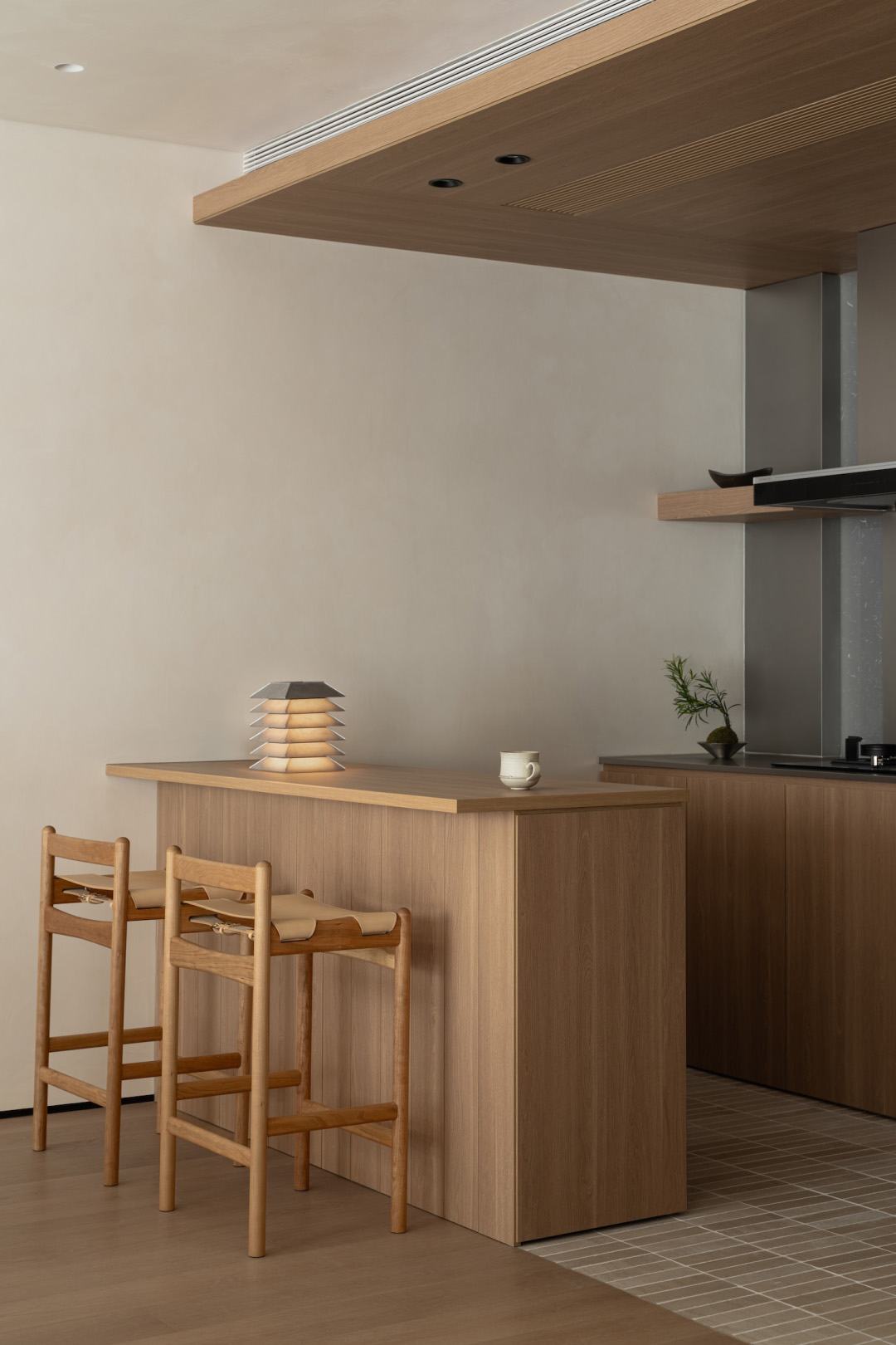 XU Studio,公寓设计,公寓设计案例,原木色,极简主义,极简风格