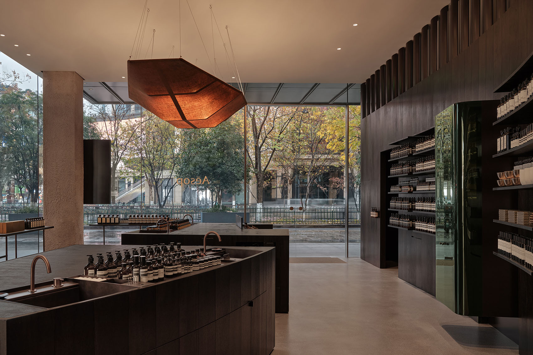 Aesop伊索,零售店设计,护肤品零售店,零售店设计方案,零售店设计案例,Aesop伊索杭州西湖店,杭州,店铺设计,Aesop伊索店,刷刷建筑