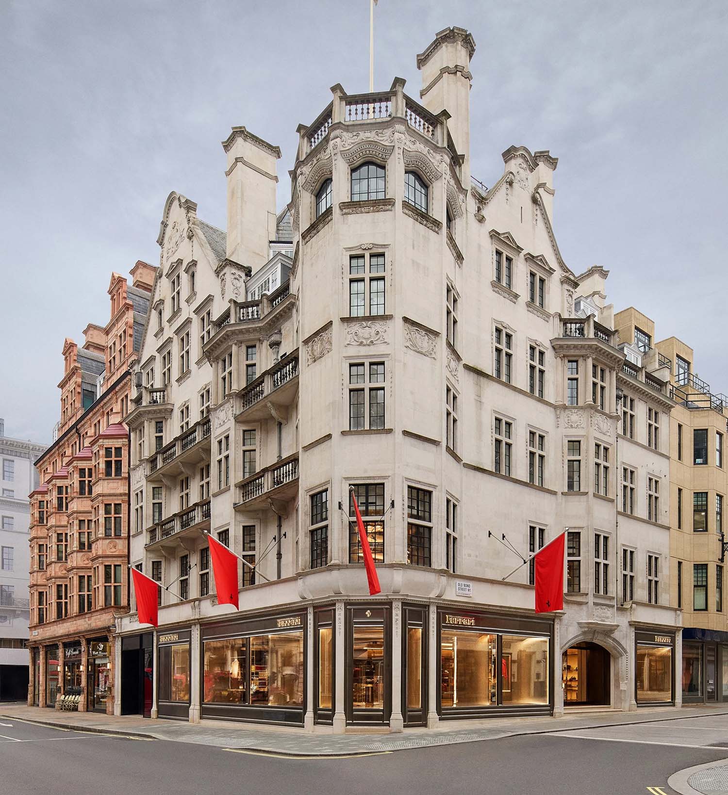 Gonzalez Haase AAS,零售店设计,精品店,伦敦,零售店,精品店设计,店铺设计,法拉利Ferrari时尚精品店