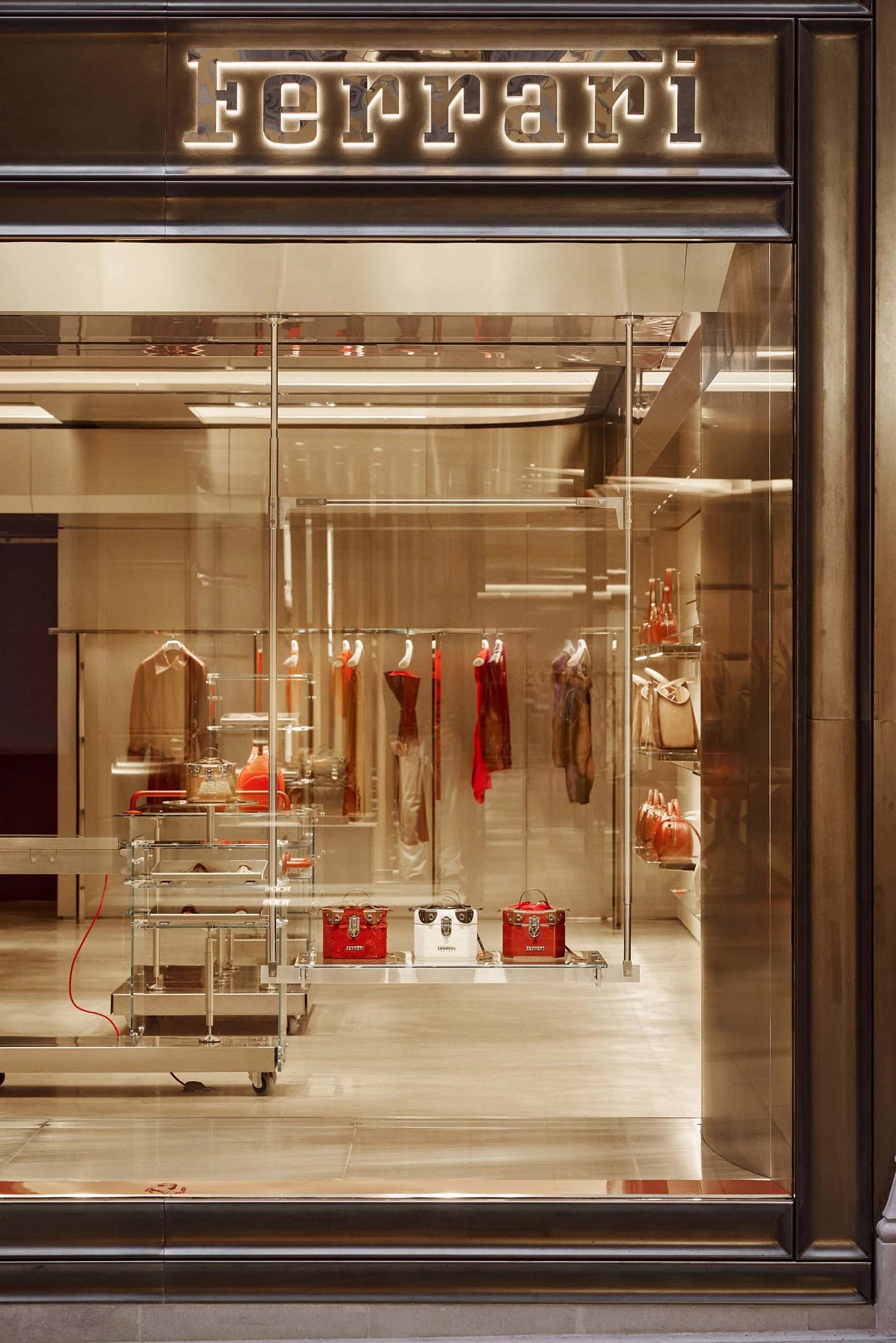 Gonzalez Haase AAS,零售店设计,精品店,伦敦,零售店,精品店设计,店铺设计,法拉利Ferrari时尚精品店