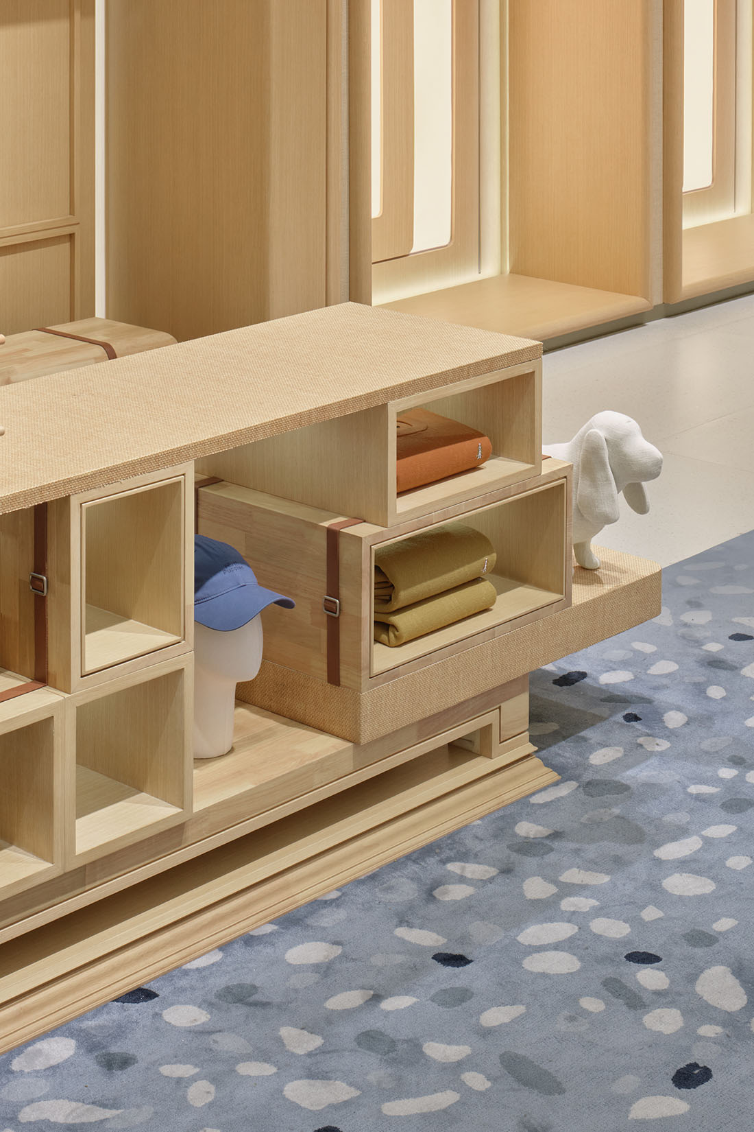 服装店设计,零售店设计,服装零售店,服装店设计案例,服装店设计方案,旗舰店设计,服装旗舰店,主题服装店设计,创意零售店,自在如归假日舒境：Hush Puppies中国首家主题旗舰店,上海,STILL YOUNG尚洋艺术