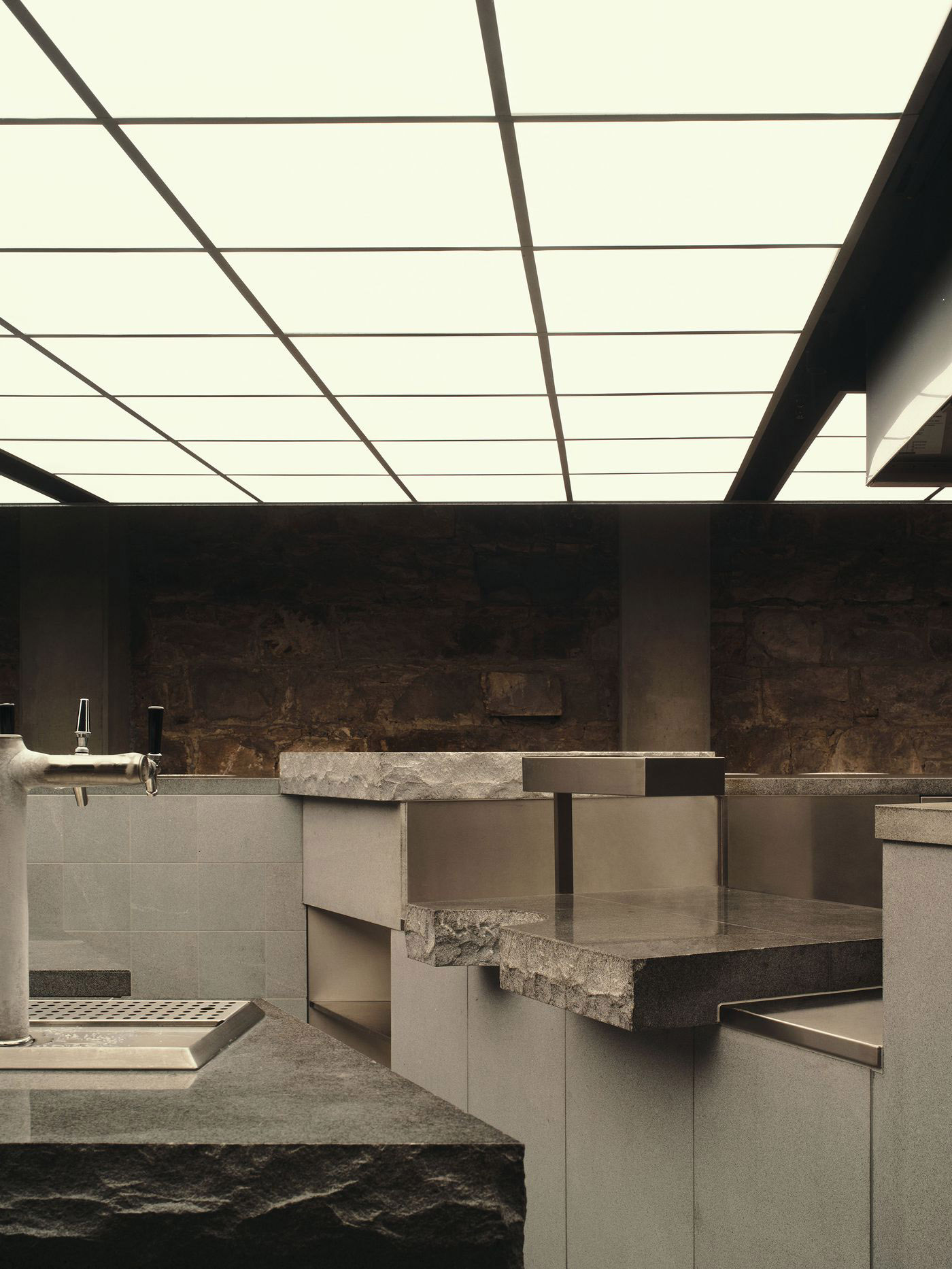 餐厅设计,餐酒吧设计,休闲餐厅设计,J.AR OFFICE,酒吧设计,酒吧设计案例,酒馆设计,澳大利亚,布里斯班,休闲酒吧餐厅,Central酒吧&粤菜餐厅,粤菜餐厅设计