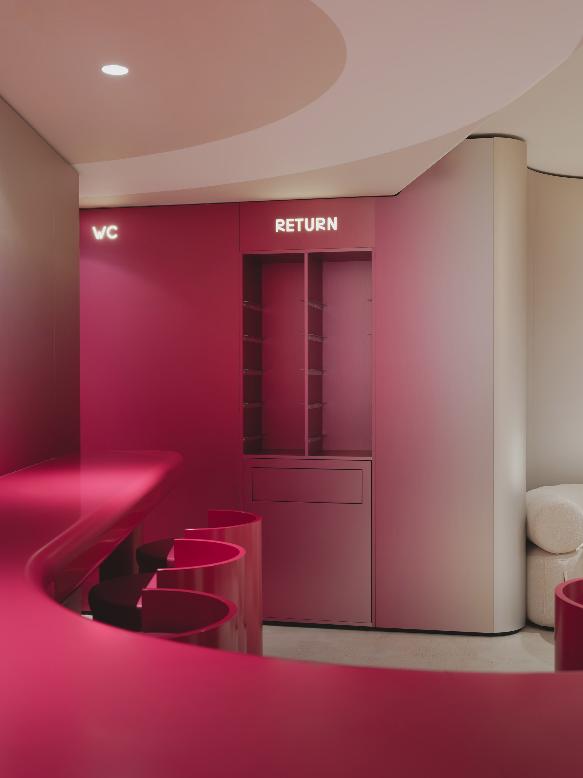 Kidz Studio,咖啡厅,西班牙,巴塞罗那,极简风格咖啡厅设计,极简主义,精品咖啡厅,小型咖啡馆,Cinnamood Coffee