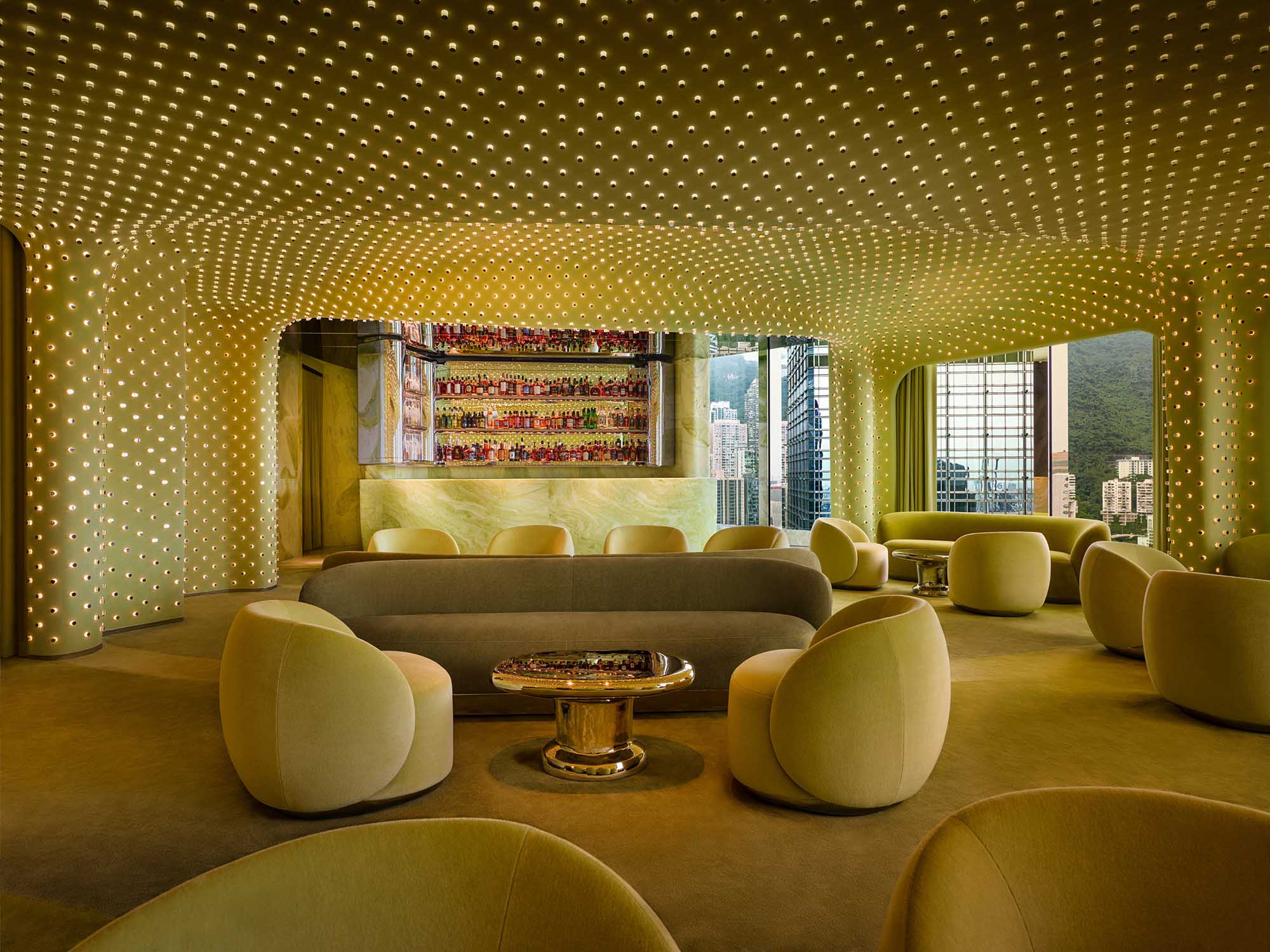 餐厅设计,餐酒吧设计,休闲餐厅设计,Studio Paolo Ferrari,Peridot Bar,酒吧设计,酒吧设计案例,香港,扎哈·哈迪德建筑事务所,休闲酒吧餐厅