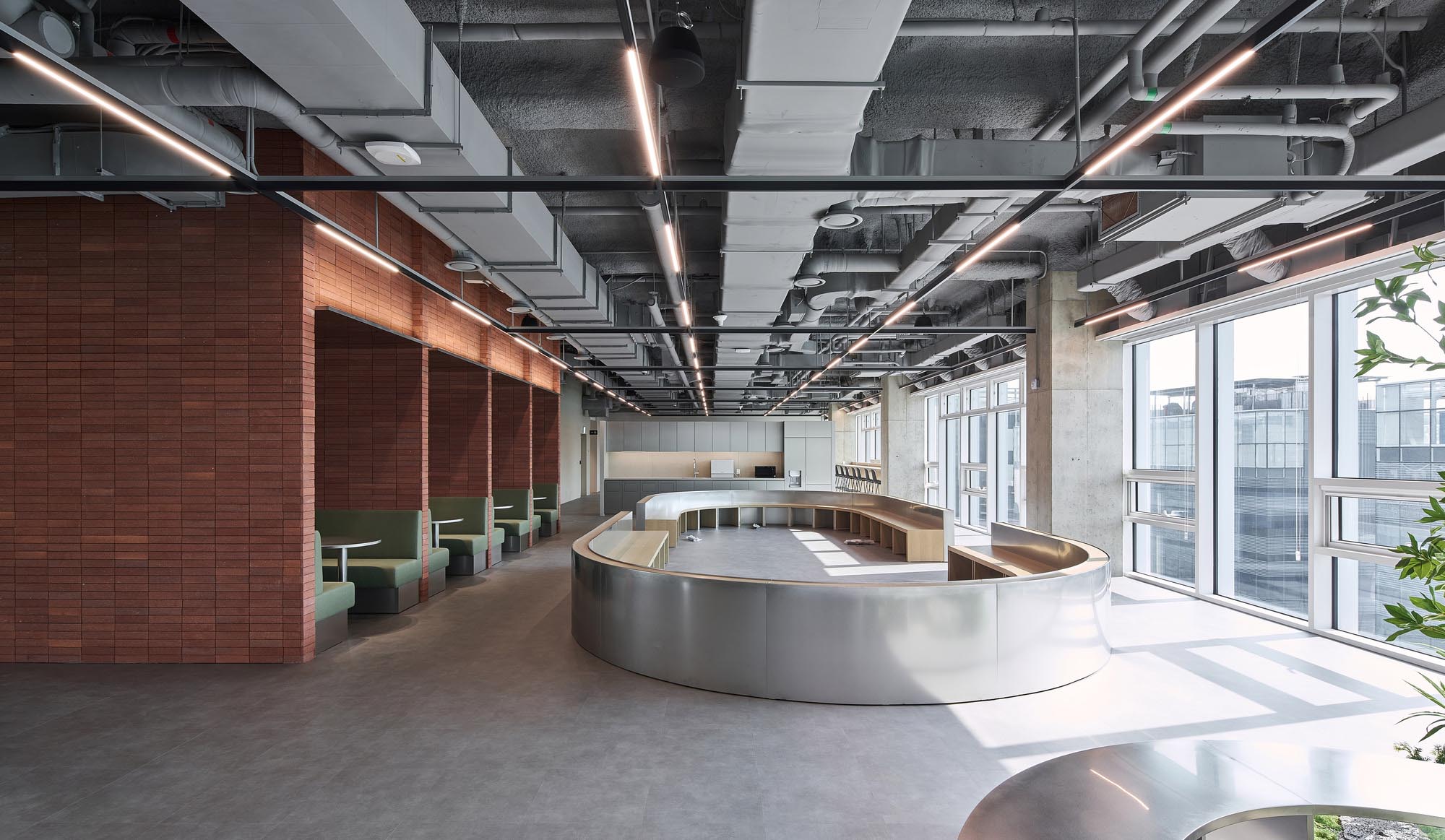 unseenbird,办公室设计案例,办公室设计方案,韩国,工业风办公室,Woowa Brothers,办公室设计