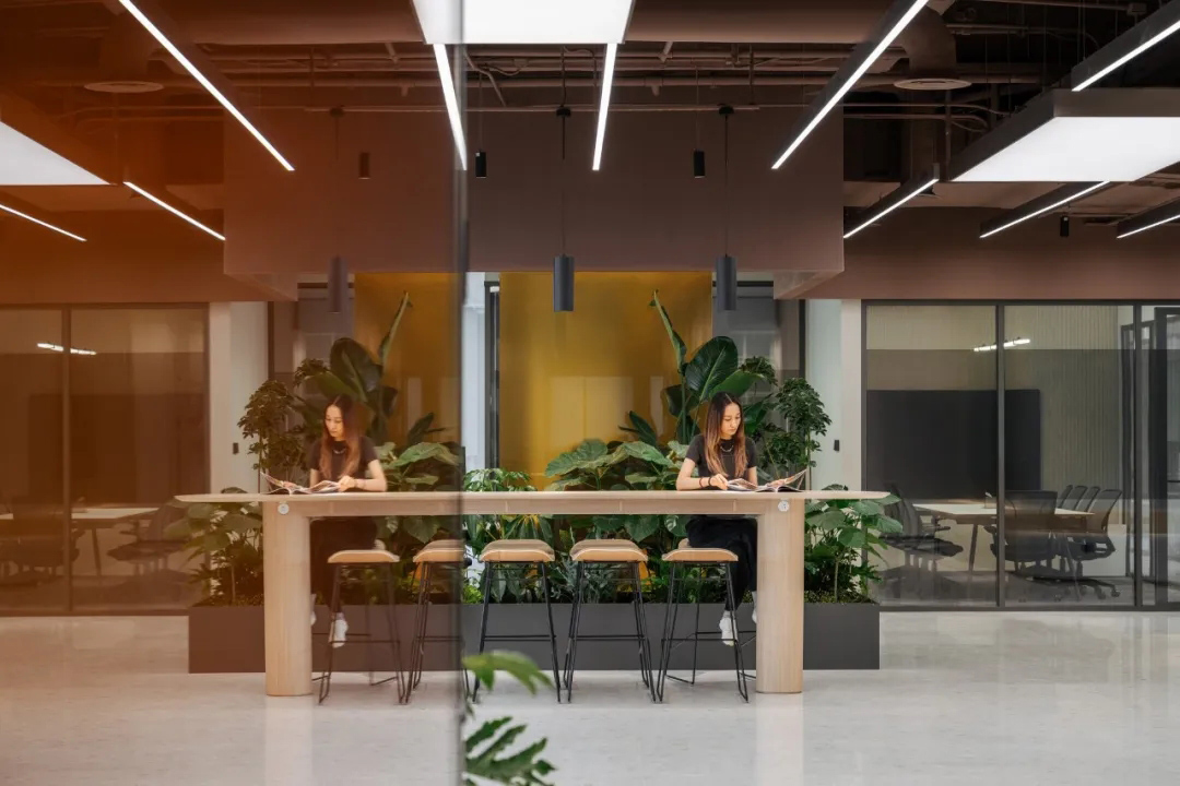 Ippolito Fleitz Group,Identity Architects,办公室设计案例,办公室设计方案,上海,现代风格办公室,上海办公室,办公室设计