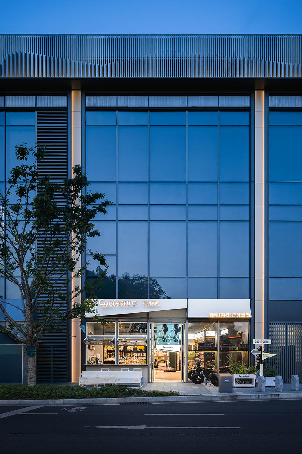 咖啡店设计,咖啡店设计案例,咖啡店设计方案,人宠空间设计,骑行综合店,商店设计,骑行店设计,骑行零售店,苏州Cyclesure啡驰空间,苏州,平介设计,杨楠