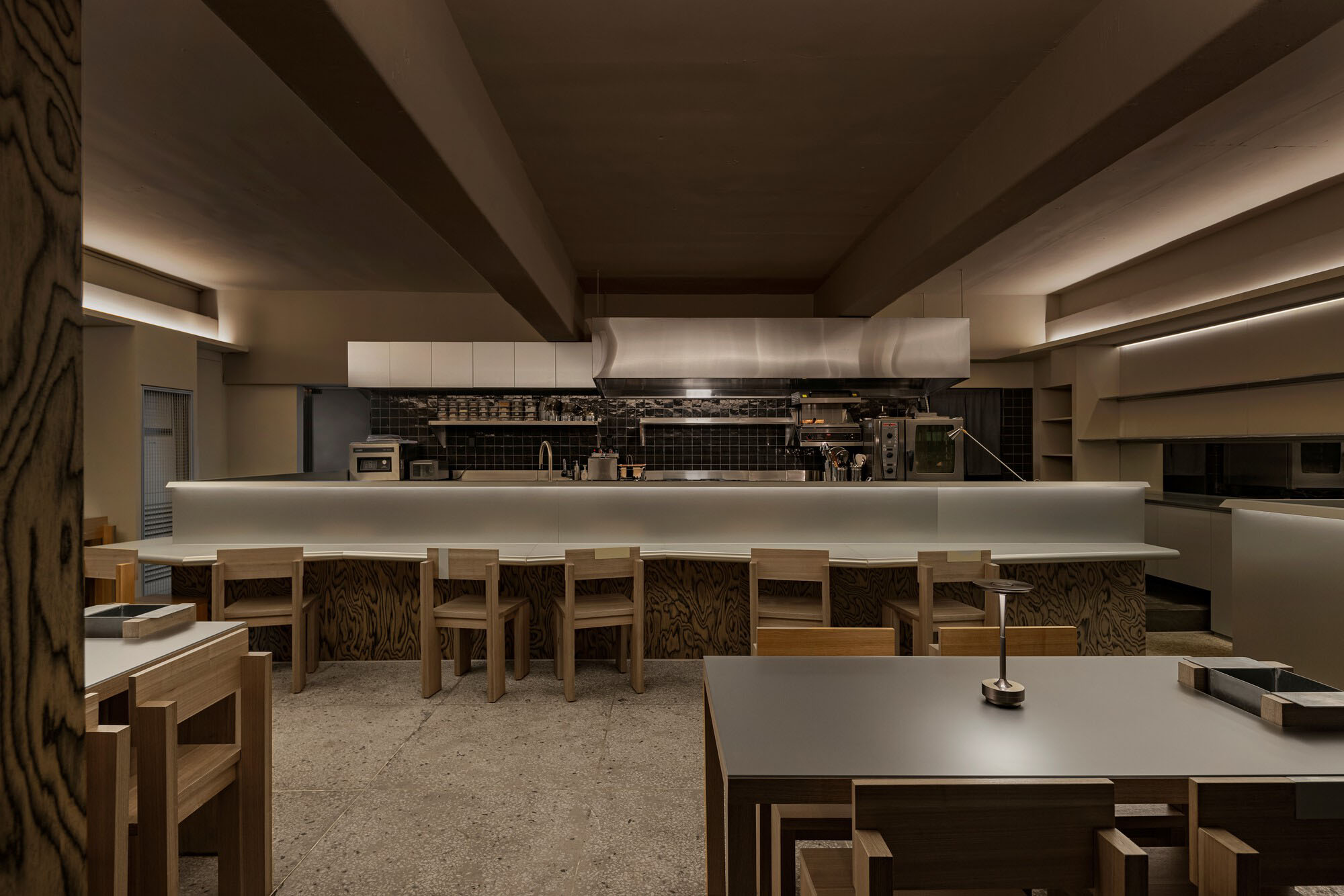 餐厅设计,DESIGN2TONE,休闲餐厅设计,SSOC Dining,亚洲餐厅设计,餐厅设计案例,韩国,首尔