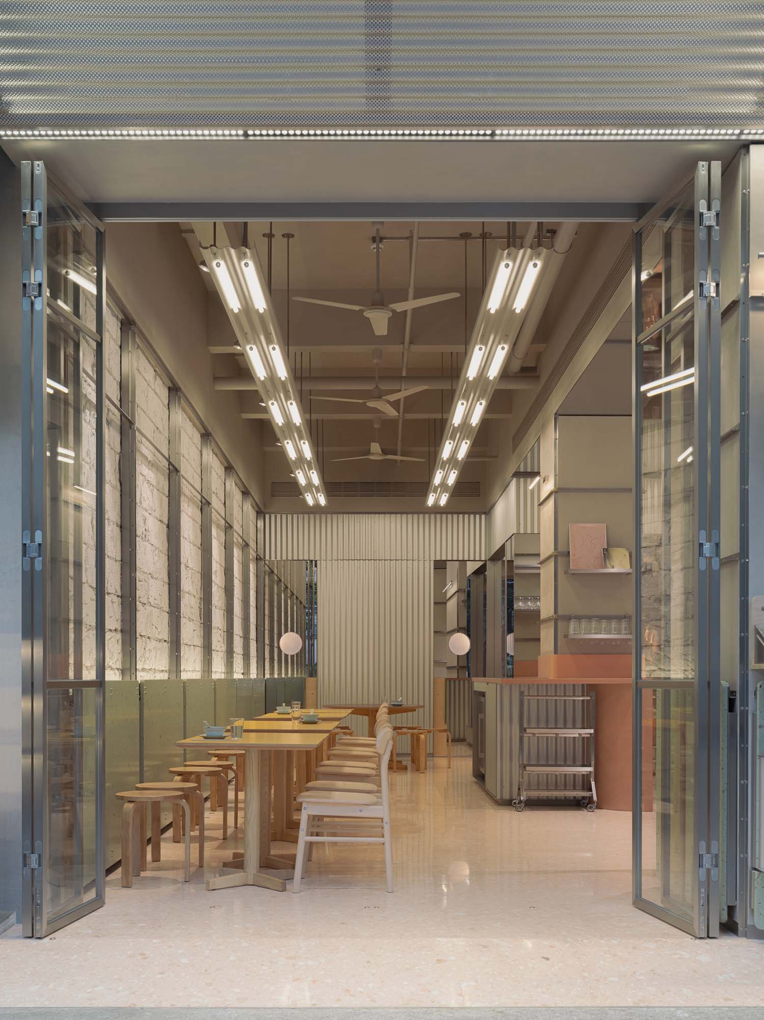 餐厅设计,Lukstudio,休闲餐厅设计,芝作室,广州餐厅设计,餐厅设计案例,运桔烧腊餐厅,烧腊餐厅