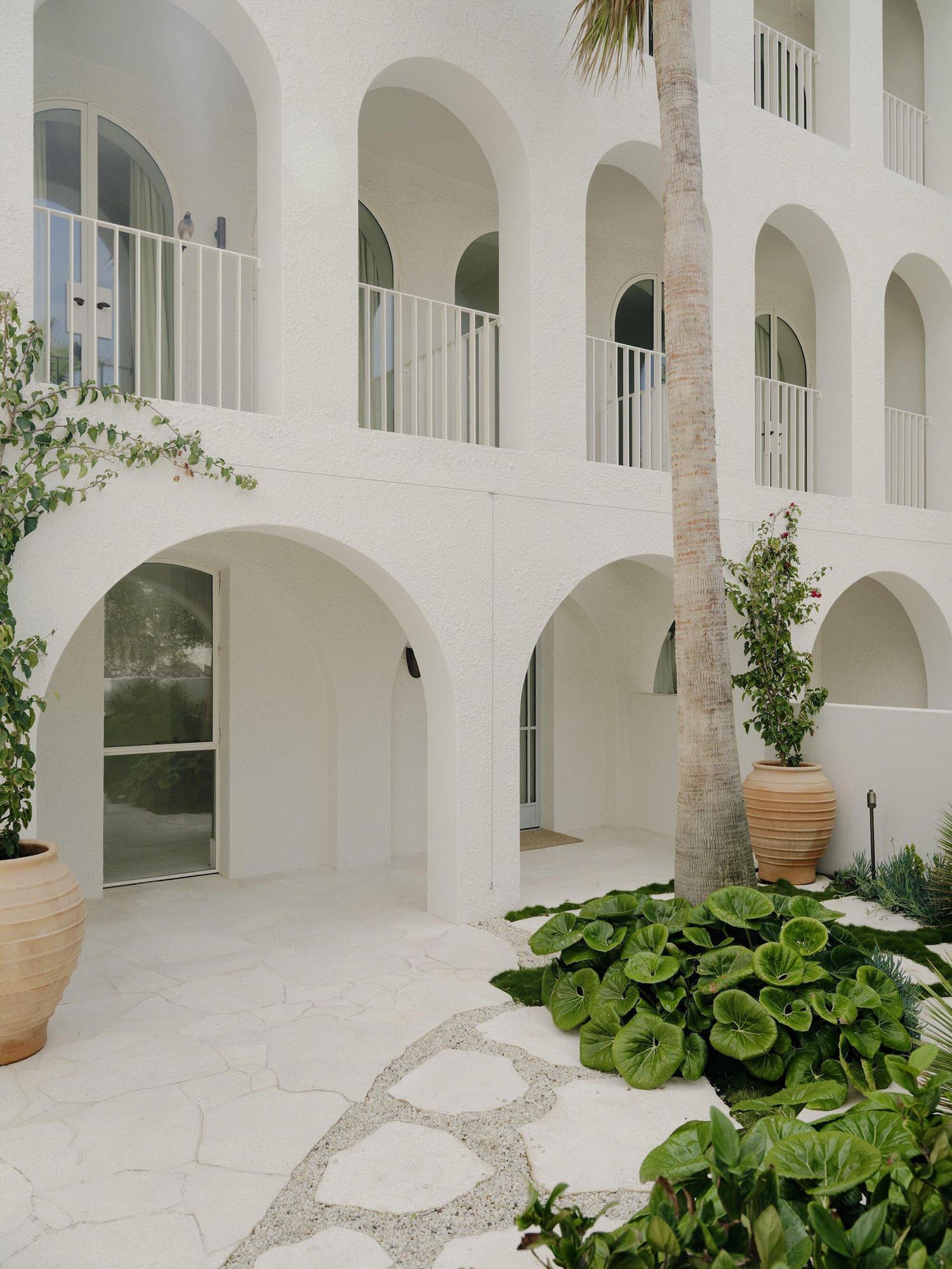 Common Office,Bondi Beach Villa,极简主义,别墅设计,别墅设计案例,极简主义别墅,海景别墅,澳大利亚,悉尼