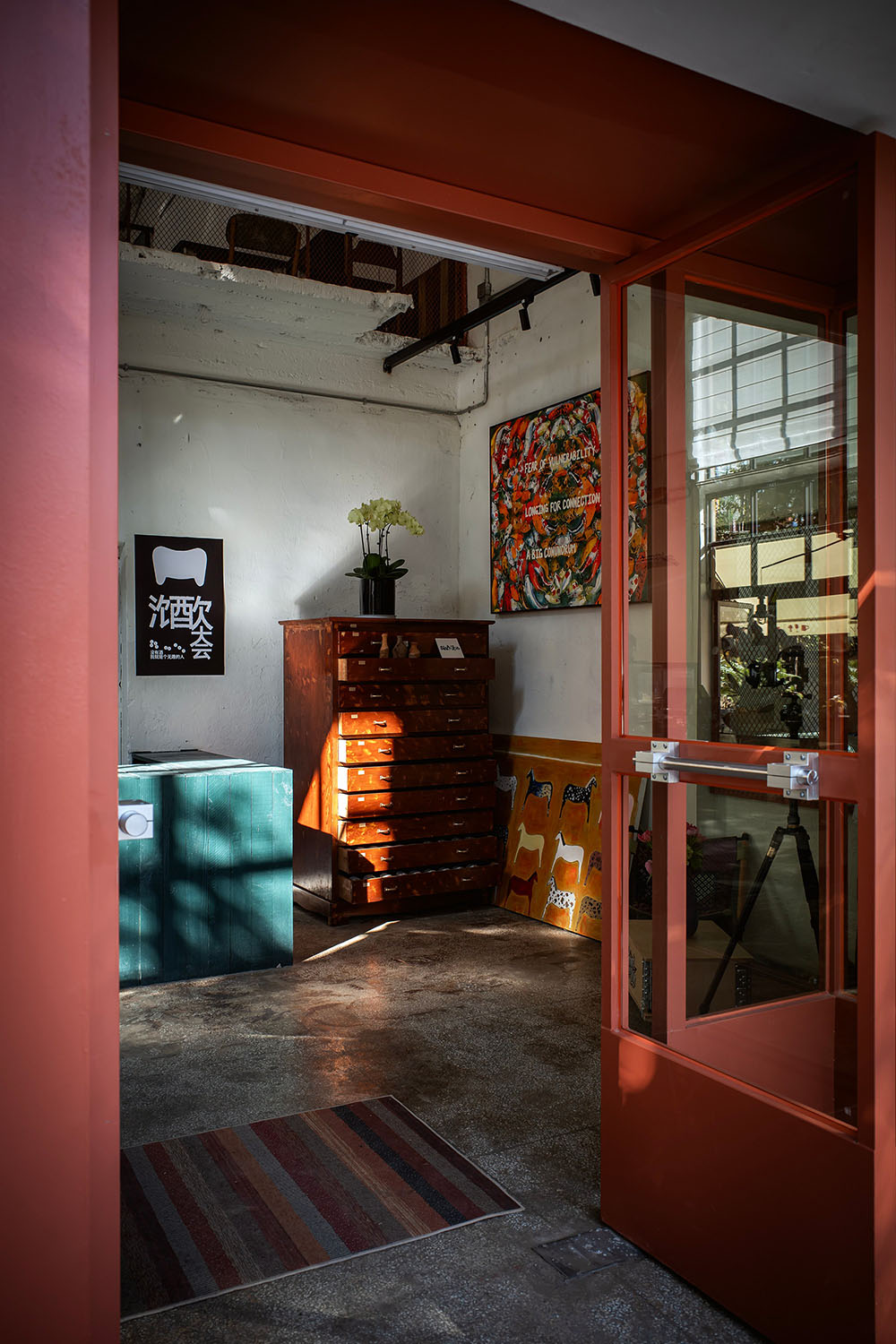 餐厅设计,工厂改造餐厅,工业风餐厅设计,餐厅改造,餐厅设计案例,餐厅设计方案,休闲餐厅设计,昆明SISA潇洒餐厅,昆明,素造建筑