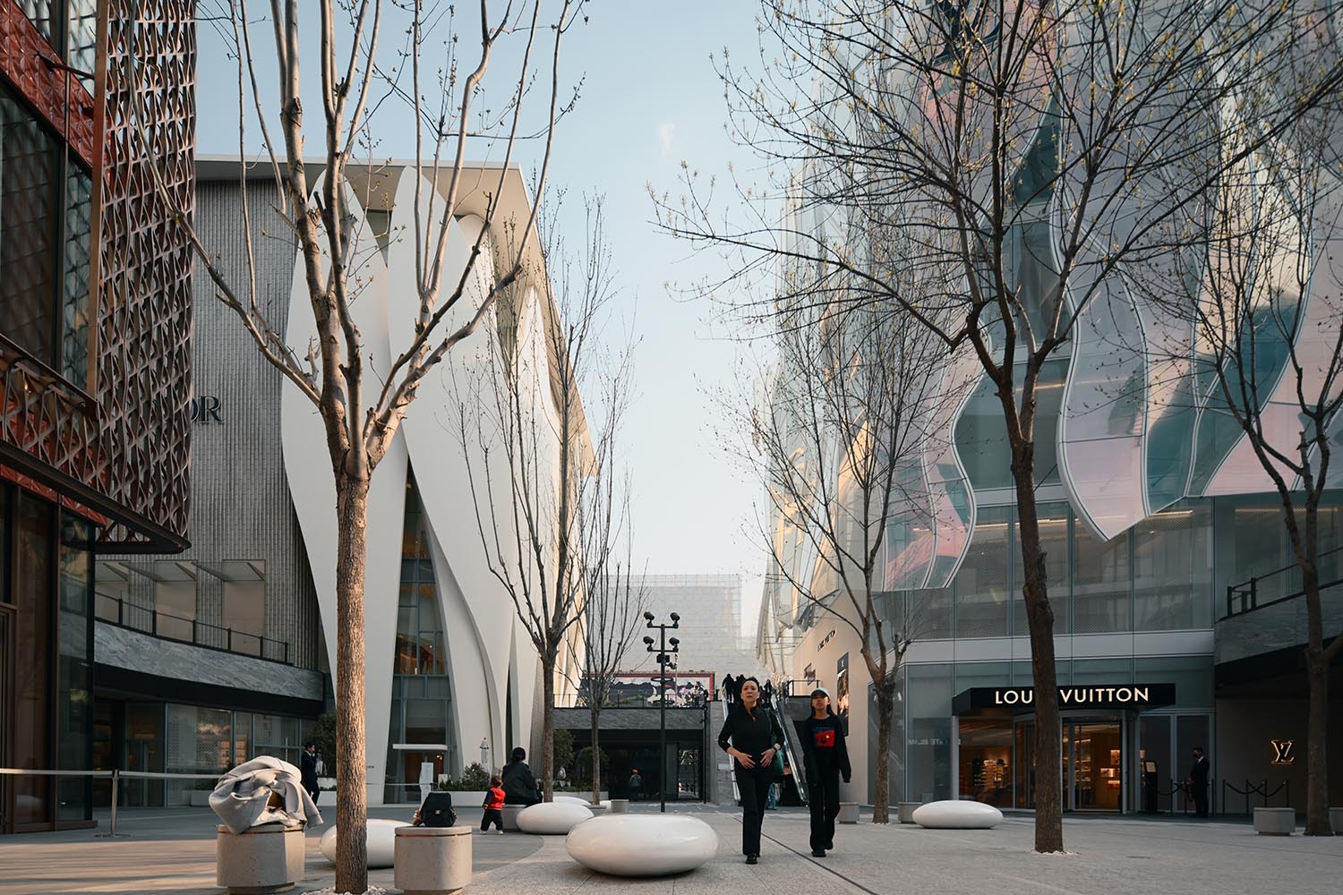 建筑改造,建筑立面改造,外立面改造,城市更新,三里屯北区城市更新:全球旗舰集群的系统化提升,北京三里屯,中国建筑科学研究院