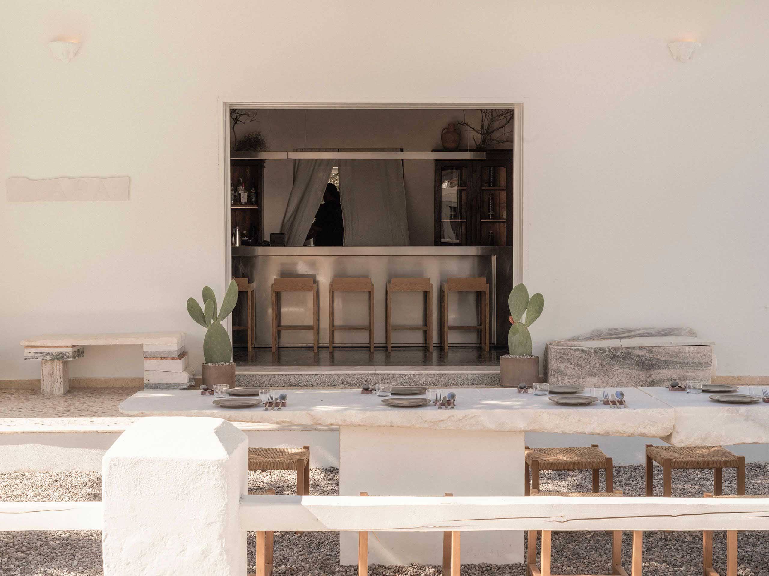 YAPA Antiparos,餐厅设计,休闲餐厅设计,YAPA Antiparos,希腊,极简风格餐厅