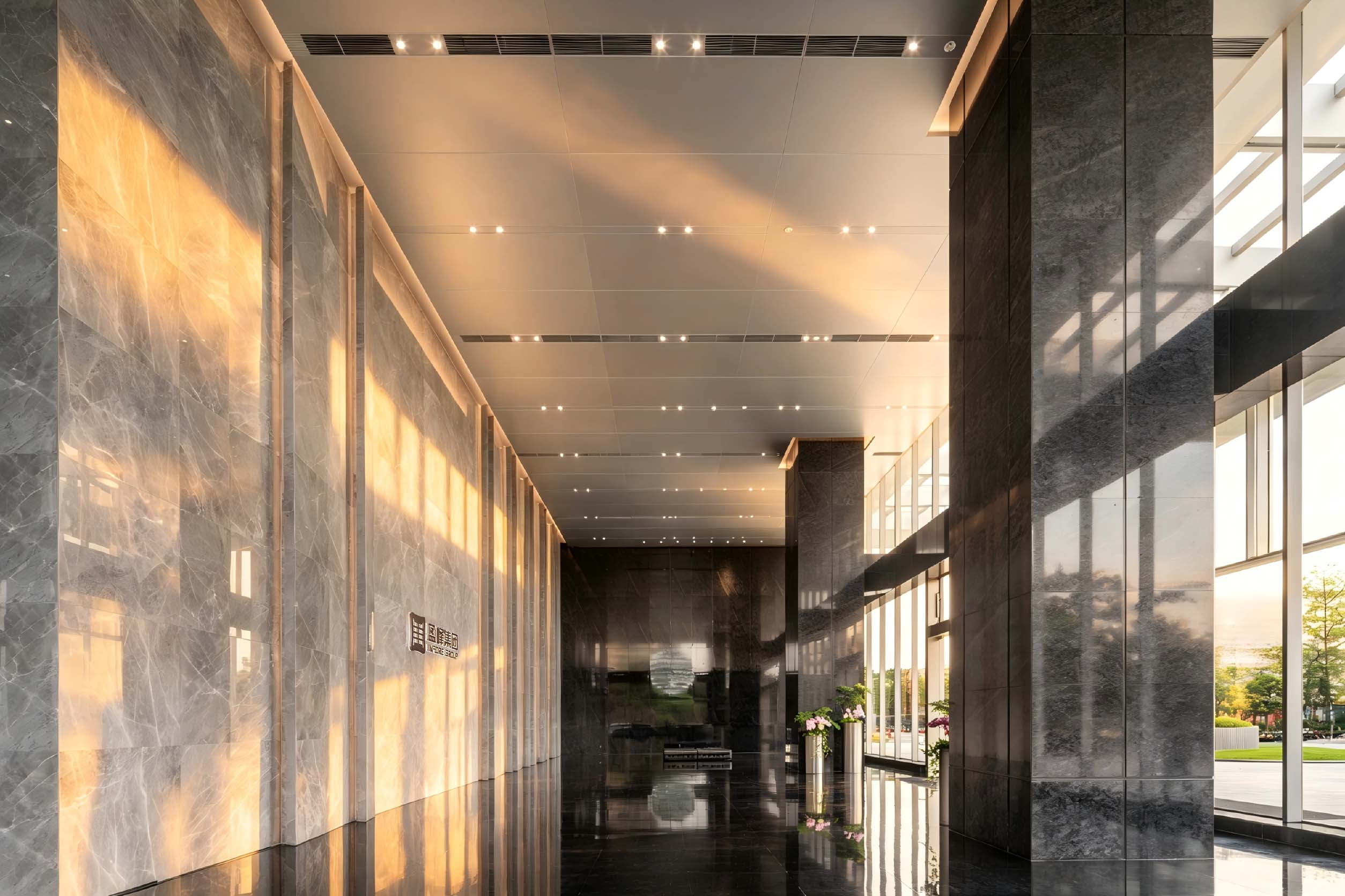 立面改造,建筑改造,建筑立面改造,办公室大堂改造,重塑总部商务新标杆-顺德盈峰中心形象门户升级,广东顺德,睿住天元设计